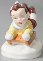 Royal Dux Konigova szánkózó fiú, jelzett: Konigova, kézzel festett, hibátlan, 12x10 cm