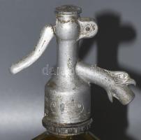 Borostyánszínű bordázott sasfejes szódás üveg, kis pattogzással, m: 27,5 cm