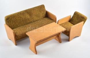 3 darab régebbi bababútor + 2 porcelán testű baba m: 40 cm