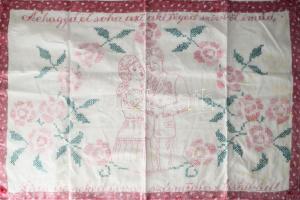 Hímzett fali terítő, "Ne hagy el soha azt, ki téged szívből imád - Lásd be, hogy néked is van számtalan kis hibád", 46x76 cm