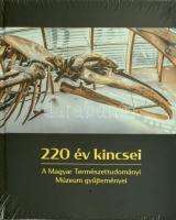 Buzár Ágota (szerk.): 220 év kincsei. A Magyar Természettudományi Múzeum gyűjteményei. Budapest, 2022, Magyar Természettudományi Múzeum. Kiadói kartonált kötés, bontatlan fóliában, jó állapotban.