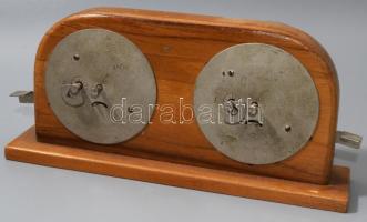 MOM sakkóra, jó állapotban, 10x24 cm