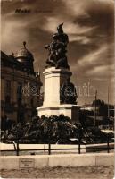 1931 Makó, Hősök szobra, Lelek cukrászda, üzletek. Uy Kálmán felvétele, photo (EK)