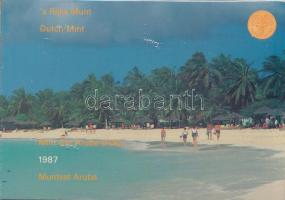 Aruba 1987. 5c - 2 1/2Fl (6xklf) forgalmi sor + "Aruba" zseton szettben, karton dísztokban T:UNC sérült tok Aruba 1987. 5 Cents - 2 1/2 Florin (6xdiff) coin set + "Aruba" token in set, in cardboard case C:UNC damaged case
