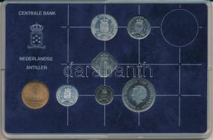 Holland Antillák 1983. 1c - 1G (6xklf) forgalmi sor + "Rijks Munt" Cu zseton műanyag dísztokban T:UNC Netherlands Antilles 1983. 1 Cent - 1 Gulden (6xdiff) coin set + "Rijks Munt" Cu token in original plastic case C:UNC