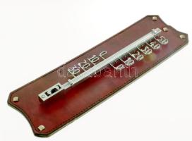 Bőr alapon nagy szám kijelzésű hőmérő, 35x11 cm