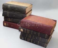 1930 - 1942 Belügyi Közlöny 7 kötete: 1930 XXXV. évf. 1-58. sz. XXXVI+1096 p. 1933 XXXVIII. évf. 1-54. sz., XXXIV+776 p. 1935 XL. évf. 1-52. sz., XXIX+3+792 p.; 1937 XLII. évf. 1-52. sz., XXVIII+708 p.; 1938 XLIII. évf. 1-57. sz., XXXIII+1240 p.; 1941 XLVI. évf. I-II. félév. 1-30. sz., 31-57. sz.,XXVI+1298 p.;XLVIII+1299-2468 p.; 1942 XLVII. évf. I. félév. 1-27. sz., XXVI+1198 p.; Bp., 1930-1942, "Pátria" - Fővárosi Nyomda Rt. Átkötött félvászon-kötés, kopott borítókkal, foltos lapokkal, bélyegzésekkel, változó állapotban.