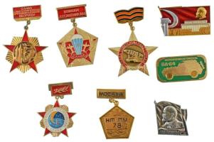 2000 Szovjetunió vegyes, 8db-os jelvénytétel, benne űrhajózás, ejtőernyőzés, katonai T:UNC,AU Soviet Union 8pcs badges, including astronautics, parachuting, military C:UNC,AU