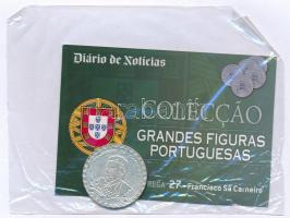 Portugália DN "Híres portugál személyiségek - Francisco Sá Carneiro" kétoldalas, ezüstözött bronz emlékérem lezárt fólia tasakban, portugál nyelvű információs lappal T:UNC,AU Portugese ND "Grandes Figuras Portuguesas- Francisco Sá Carneiro" two-sided, silver-plated bronze commemorative medallion in a sealed foil package, with Portuguese information sheet C:UNC,AU