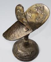 cca 18. sz. vége, 19. sz. eleje, Katolikus tömjéntartó, füstölő, sérüléssel, m: 16 cm