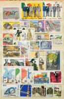 Olaszország gyűjtemény 2 db 6 lapos, közepes berakóban + kis doboznyi másodpéldány