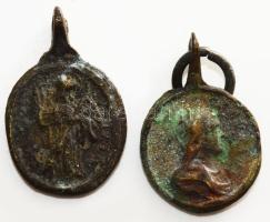 cca 18.sz, 5 darab kegytárgy medál, h: 4 cm alatt