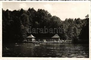 1942 Szováta, Sovata; fürdőzők / lake, bathers