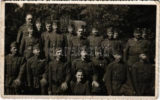 1941 Nagyszalonta, Salonta; magyar katonák csoportképe / group picture of Hungarian soldiers. photo (szakadás / tear)