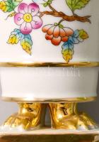 Herendi Viktória mintás körmös kisváza, jelzett, minimális kopással, m: 7,5 cm