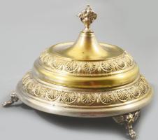 Ezüstözött fedeles kínáló, üvegtálca résszel, m: 13 cm