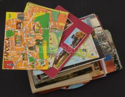 200 db MODERN magyarországi város képeslap vegyes minőségben, közte leporello, képeslapfüzet, eltérő alakú / 200 modern Hungarian town postcards