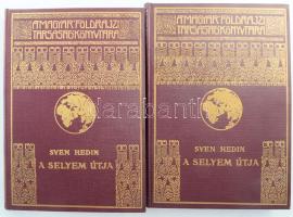 Hedin, Sven: A selyem útja. I-II. kötet. Ford.: vitéz Mezey Dénes. A Magyar Földrajzi Társaság Könyvtára. Bp., [1939], Franklin-Társulat, 308+(2) p.+ 20 (fekete-fehér képek) t. Kiadói aranyozott egészvászon sorozatkötés, jó állapotban.