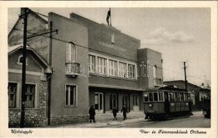 Diósgyőr, Újdiósgyőr (Miskolc); Vas- és Fémmunkások Otthona télen, villamos. Maksay fényképész (EK)