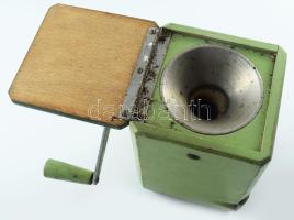 Fatestű borsdaráló, kopással, m: 17 cm