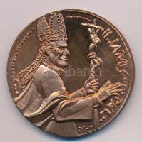 Ifj. Szlávics László (1959- ) 1991. "II. János Pál / A pápa magyarországi látogatása emlékére" bronz emlékérem (51mm) T:UNC