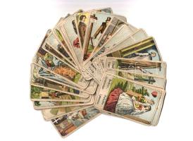 32 lapos vetőkártya csomag, magyar, szerb, német és horvát feliratokkal. [Teljes] (1920 körül).
[Bu...