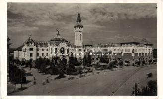 Marosvásárhely town hall and Center of Culture photo