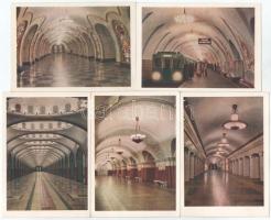 12 db modern orosz városképes lap a moszkvai metró állomásairól, saját tokkal / 12 modern Russian to...