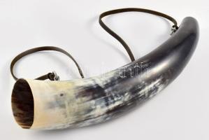 Ökörszarv kanásztüllök, h: 37 cm