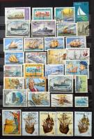 Hajók motívum összeállítás, 376 db bélyeg 8 lapos A/4 berakó 5 lapján