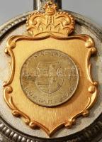 Üveg söröskorsó, ráragasztva egy 1947-es 5 forintos érme, m: 14 cm