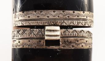 Antik zománcozott ezüst (Ag) karperec, jelzett, zománchibákkal, d: 7 cm, bruttó 43g