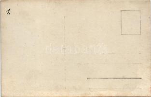 1910 Fiume, Rijeka; Carpathia kivándorlási hajó a fiumei kikötőben, matrózok / Cunard RMS Carpathia ...