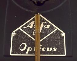 cca 1950 Agfa Opficus vetítőgép, pót izzóval, cserélt dugaljjal, 27x19 cm