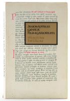 Anonymus: Gesta Hungarorum. Béla király jegyzőjének könyve a magyarok cselekedeteiről. Ford., és jegyzetekkel ellátta: Pais Dezső. A bevezetőt írta, a jegyzeteket kiegészítette és a térképet tervezte: Györffy György. Bp., 1977, Magyar Helikon. Hasonmás kiadás, fordítással. Kartonált papírkötésben, foltos, szakadt kiadói papír védőborítóval, jó állapotban.