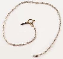 Ezüst (Ag) óralánc kulccsal, csatja nem ezüst, h: 40 cm, bruttó 13,7g