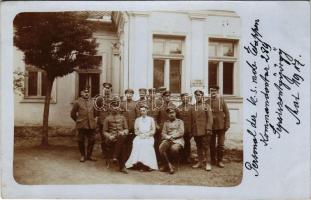 1917 Sepsiszentgyörgy, Sfantu Gheorghe; Personal der K. S. mob. Etappen-Kommandantur Nr. 289. / A 289. számú mobil állomásozó parancsnokság személyi állománya, német katonák csoportja / WWI German military, personnel of the K.S. mobile command unit. photo
