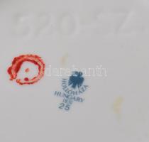 Hollóházi Szász Endre tervezte mintával díszített váza. Kézzel aranyozott, jelzett, hibátlan, m: 25,...