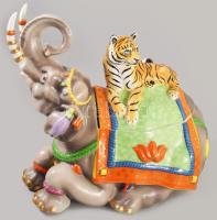 Hollóházi "Tiger Raj" elefánt- és tigrisalakos nagyméretű fedeles edény. Terv: Lynn Chase....