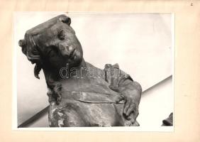 [Kézirat] A sopronbánfalvi pálos kolostor életnagyságú, barokk, allegorikus szószéki szobrának resta...