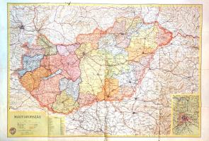 [Térkép] Magyarország közigazgatási térképe az 1950-es megyerendezést megelőzően. Tervezte Irmédi-Molnár László és Jäger Károly. Mértéke: 1:750,000. (1947). Budapest, 1947. Honvéd Térképészeti Intézet. Színes térkép, mérete: 570x825 mm egy 620x925 mm méretű térképlapon. Színes közigazgatási térképünk a domborzati, vízrajzi, közlekedésföldrajzi és településhálózati részletek mellett a megyebeosztásról ad információkat: országtérképünk közepén Pest-Pilis-Solt-Kiskun vármegye óriási területe; Sopron és Győr-Moson megyék, Borsod-Gömör, Abaúj és Zemplén megyék, Szabolcs és Szatmár megyék, Hajdú és Bihar, Csongrád és Csanád megyék egyelőre egyesítetlenek, a polgári hagyományú Balassagyarmat székhelyű Nógrád-Hont vármegye a Börzsöny egészét tartalmazva a Duna-kanyar északi tömbjét birtokolja, Komárom-Esztergom vármegye pedig még az egyházi központ, Esztergom székhellyel szerveződik. Az 1950-es megyerendezés során az agrárius Zala megye elveszíti az ipari körzetnek szánt Veszprém megyével szemben a teljes Balaton-felvidéket, Veszprém megye siófoki nyúlványa pedig végképp Somogyhoz kerül, Somogy pedig átadja szigetvári járását Baranyának. Az utolsó koalíciós évben kiadott dokumentumunk határon túli területein a domborzati névanyag magyar, a települések neve kettős nyelvű. Jelmagyarázat a bal alsó, az egyesítetlen Budapestnek és környékének melléktérképe a jobb alsó sarokban. A dunántúli megyék felületén ismeretlen kéz ismeretlen célú satírozást végzett. Térképlapunk szélein az oldaltükröt nem érintő apró sérülések, felül apró foltosság. Jó állapotú lap, hajtogatva.