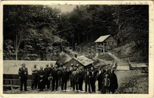 Zányka-fürdő, Zanka Kúpele (Volóc, Volovets); fürdő vendégekkel / spa, bath, guests (fa)