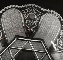 Ólomkristály kínáló. Savmaratott felületekkel, hibátlan, d: 20,5 cm, m: 9 cm