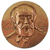 Ligeti Erika (1934-2004) 1977. "A turini százas Kossuth-zarándokútja emlékére 1877-1977 / Kossuth Lajos" öntött bronz emlékérem, peremén "16" sorszámmal (91mm) T:AU / Hungary 1977. "A turini százas Kossuth-zarándokútja emlékére 1877-1977 / Kossuth Lajos (In memory of the Kossuth pilgrimage of the Turin Hundred 1877-1977 / Lajos Kossuth)" cast bronze commemorative medal, with serial number "16" on the edge. Sign: Erika Ligeti (91mm) C:AU