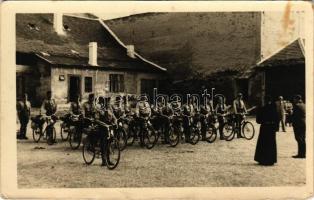 1941 Kerékpáros cserkészek / Hungarian boy scouts with bicycles. photo (fl)