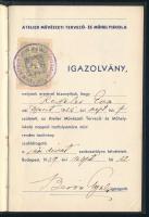 1939 Atelier Művészeti Tervező- és Műhelyiskola fényképes igazolványa és leckekönyve, benne Berán Gyula igazgató aláírásával