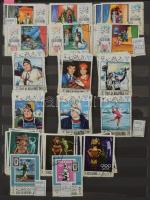 Ras al Khaima előrendező, benne 12 db blokk is, 12 lapos, nagyalakú berakóban (Mi EUR 381.-)