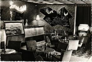 Balatonalmádi, Tulipán bisztró, belső. Képzőművészeti Alap (EK)