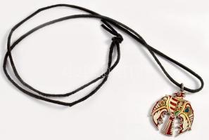 Kárpátia zenekar zománcozott ezüst (Ag) medál, jelzés nélkül, 3,5x3 cm, bruttó 12g, bőr szíjon