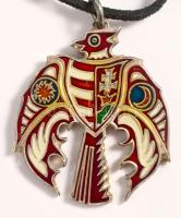 Kárpátia zenekar zománcozott ezüst (Ag) medál, jelzés nélkül, 3,5x3 cm, bruttó 12g, bőr szíjon